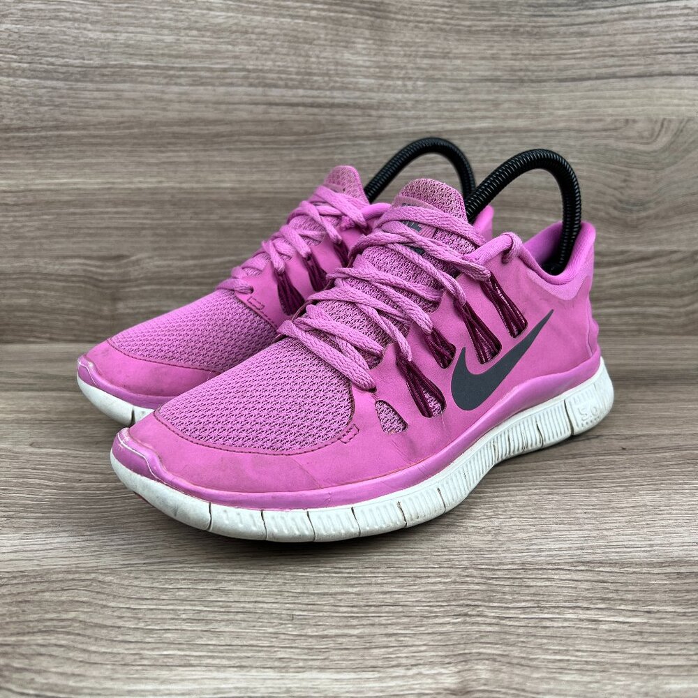 Nike Free 5.0 Pink Athletic Running Shoe